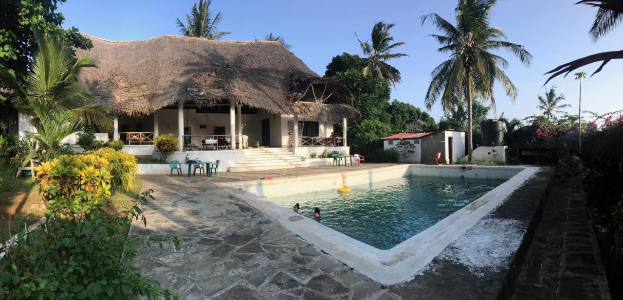 Travellers Inn Resort Malindi Kijiwetanga Exterior foto