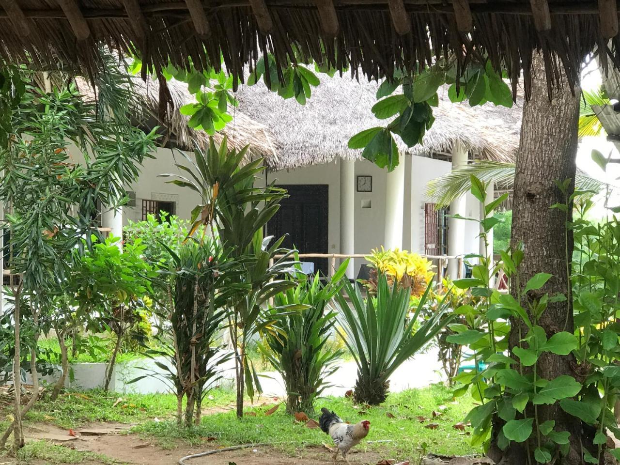 Travellers Inn Resort Malindi Kijiwetanga Exterior foto