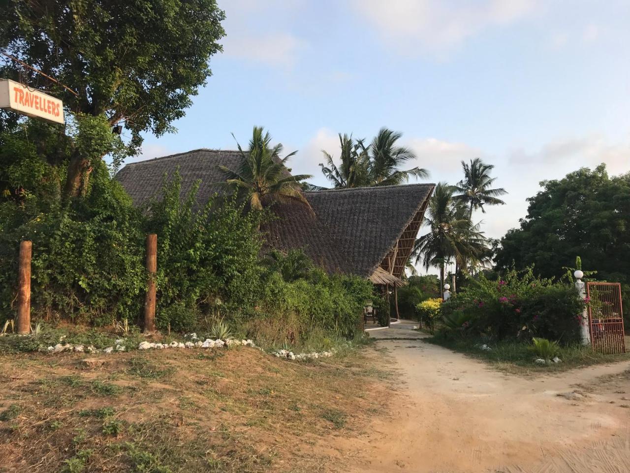 Travellers Inn Resort Malindi Kijiwetanga Exterior foto