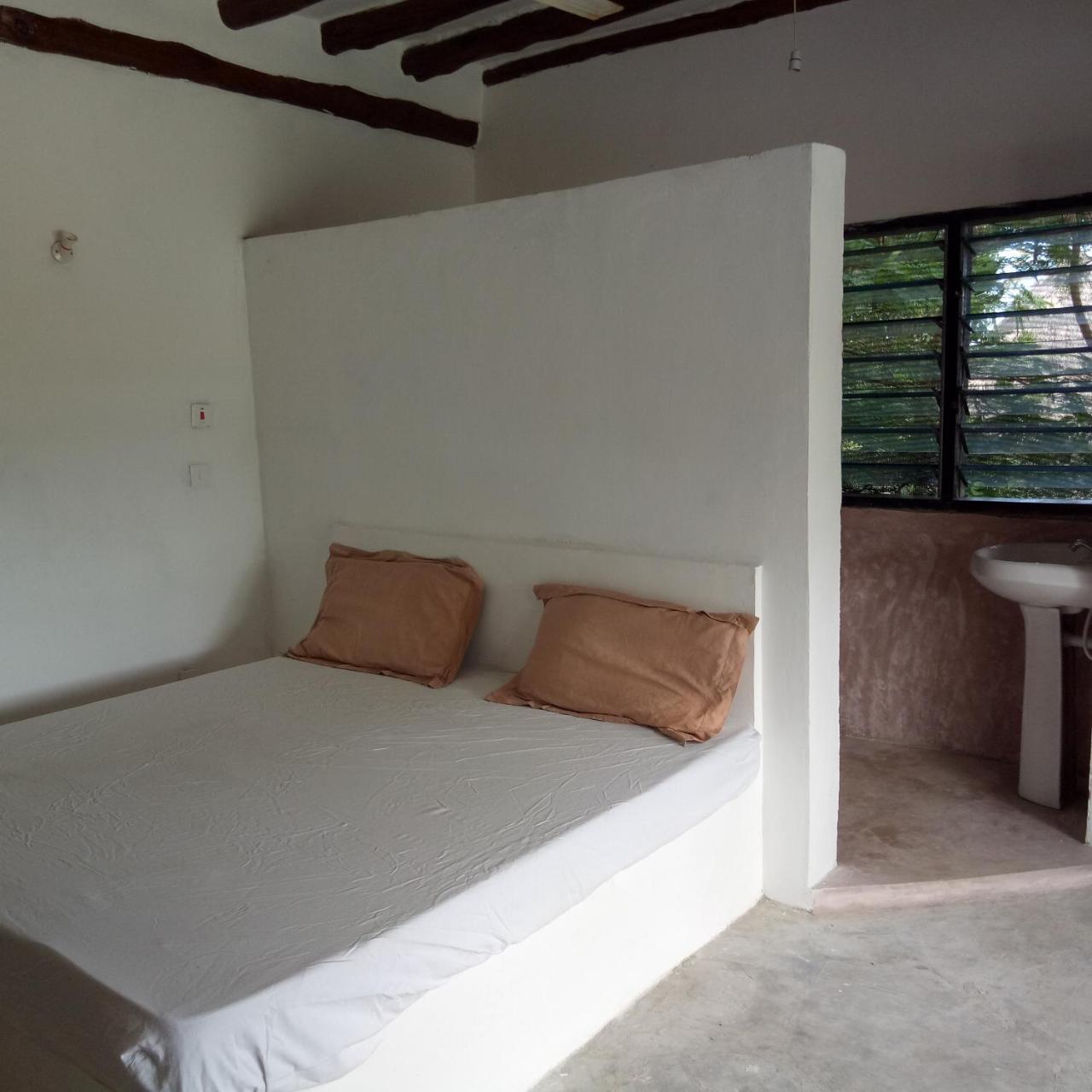 Travellers Inn Resort Malindi Kijiwetanga Exterior foto