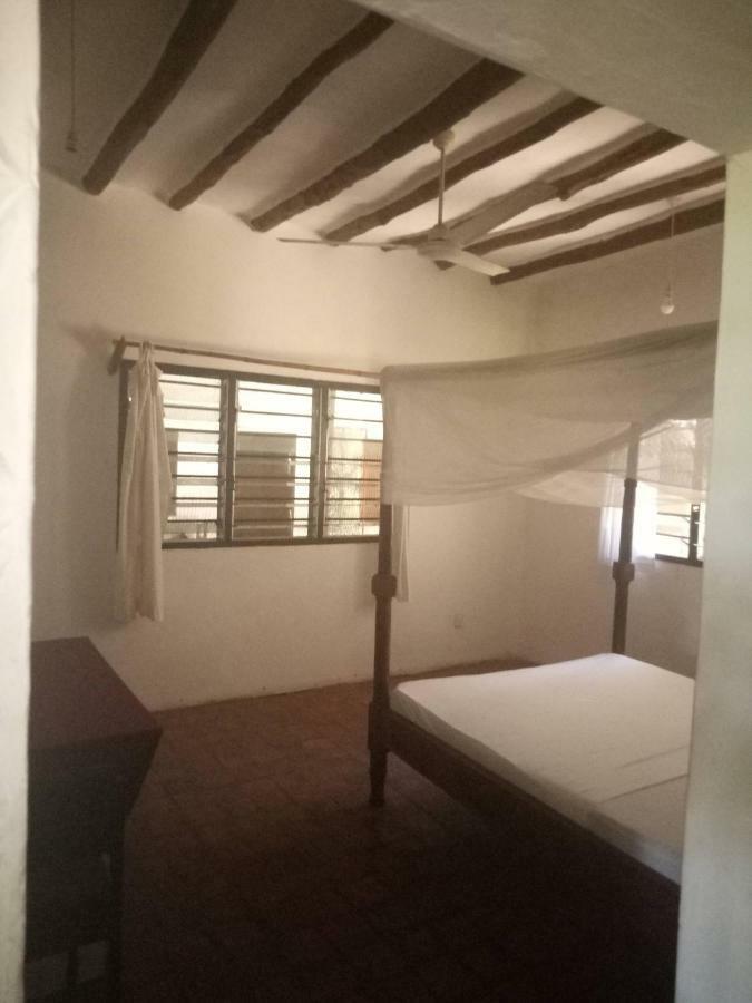 Travellers Inn Resort Malindi Kijiwetanga Exterior foto